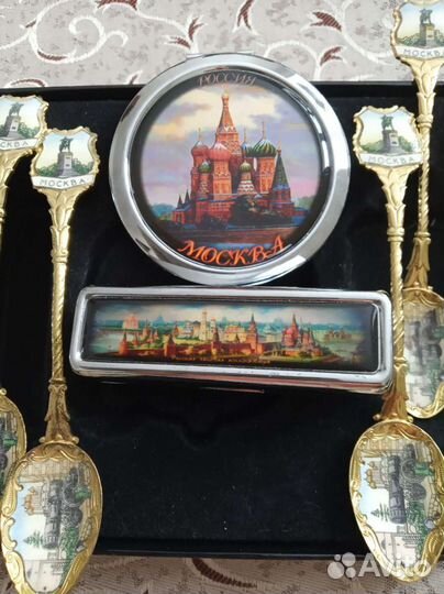 Сувениры с московской символикой