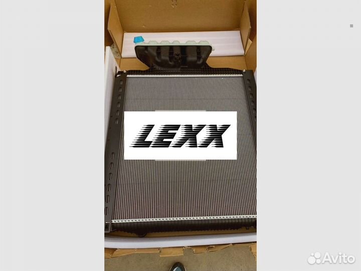 Радиатор MAN TGA X S Ман Тга Тгс Тгх с рамой 81061