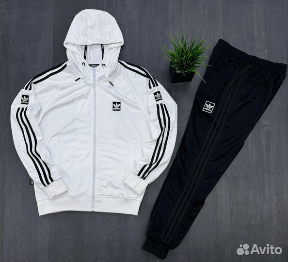 Спортивный костюм Adidas luxe