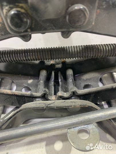 Домкрат Jaguar X-Type