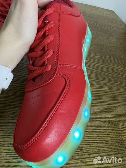 Кроссовки со светящейся подошвой 39-40 для танцев