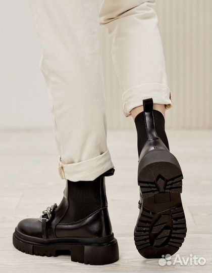 Ботинки женские