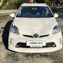 Toyota Prius 1.8 CVT, 2012, 235 000 км, с пробегом, цена 1 290 000 руб.