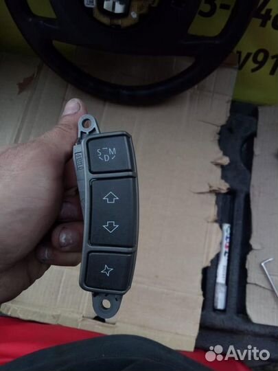Кнопка в руле BMW 7-серия E65/E66 2001-2008
