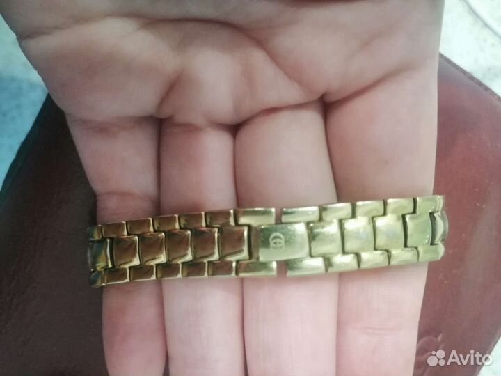 Часы женские gucci