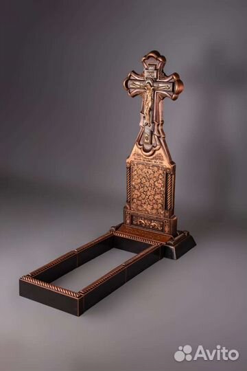 Памятник крест на могилу надгробия