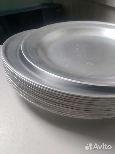 Тарелка алюминиевая новая