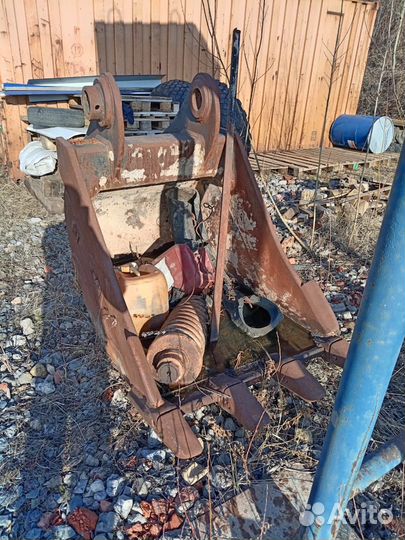 Ковш 1 м3 для экскаватора Hitachi ZX330