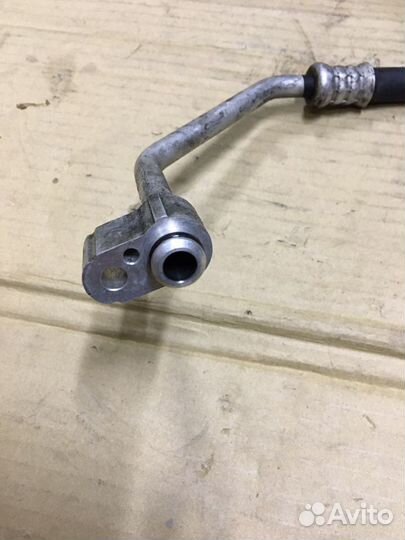 Шланг компрессора Land Rover Discovery 3 4.4/4.2