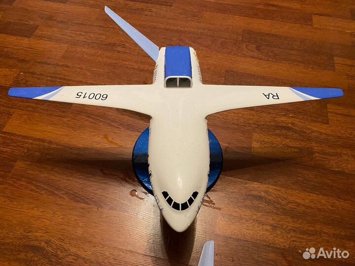 Модель самолета М-60гп