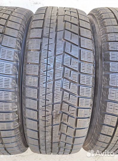 Yokohama Ice Guard IG60 205/55 R17 97W