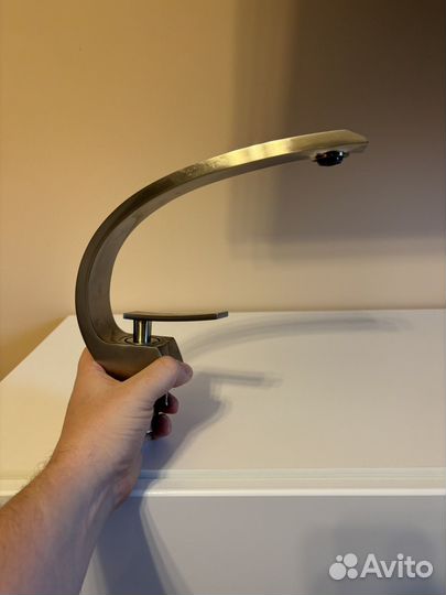 Смеситель для ванны и кухни нержавеющая сталь