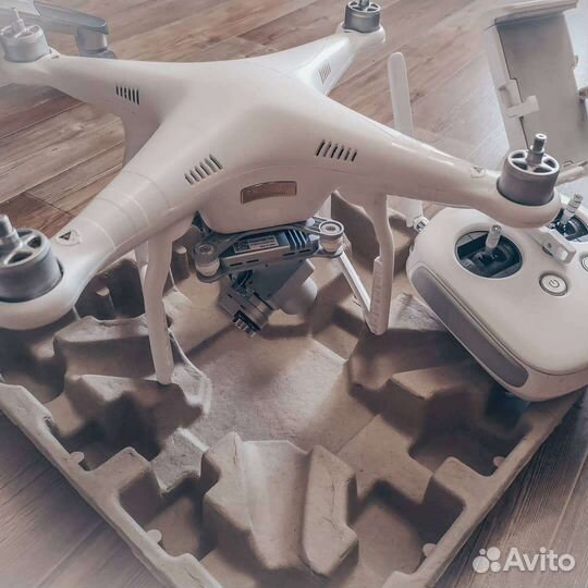 Квадрокоптер Dji phantom 3 professional