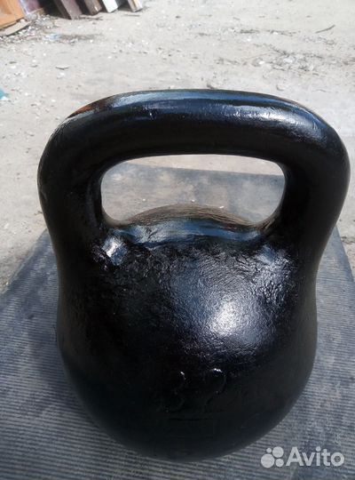 Гиря 32 и 24кг