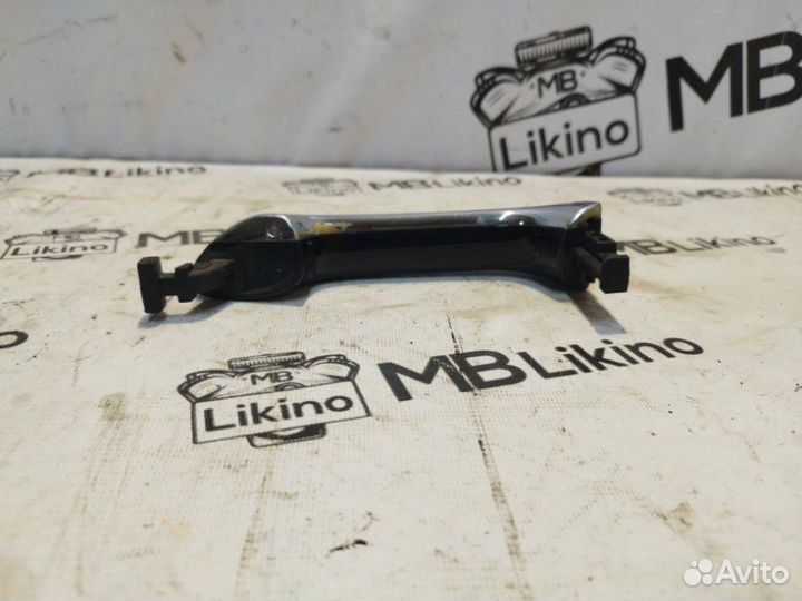 Ручка двери правая Mercedes Ml W164