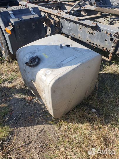 Баки топливные на грузовые авто