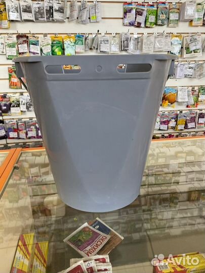 Ведро для поения телят с 1 соской