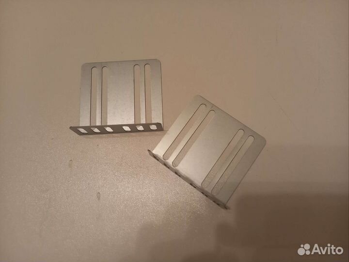 Универсальные крепления для автомагнитол