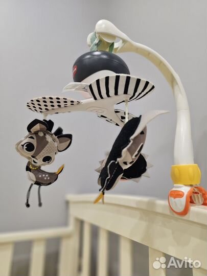 Мобиль на кроватку tiny love