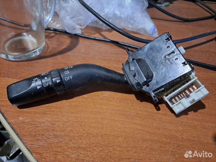 Подрулевой переключатель