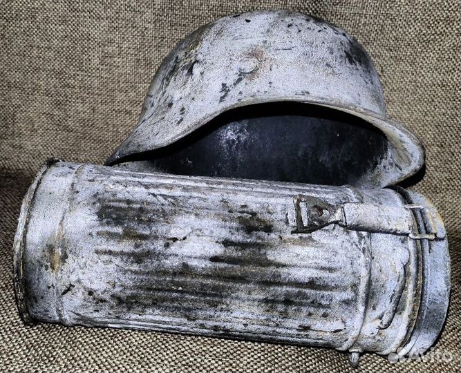 Немецкая каска м35