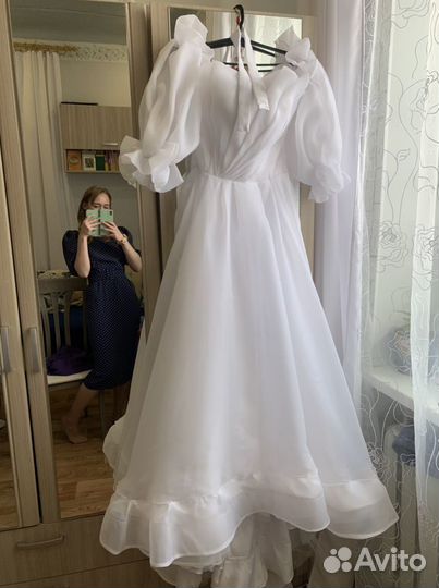 Свадебное Платье со шлейфом, Так же сдаю в аренду