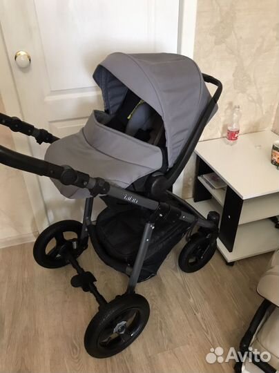 Коляска 3 в 1 Legacy Laura экокожа