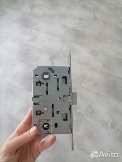 Замок врезной