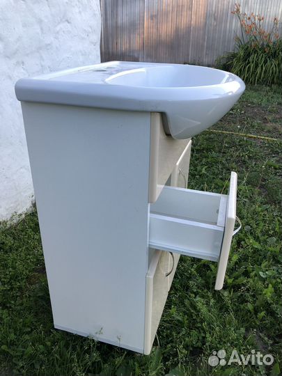 Тумба с раковиной для ванной бу