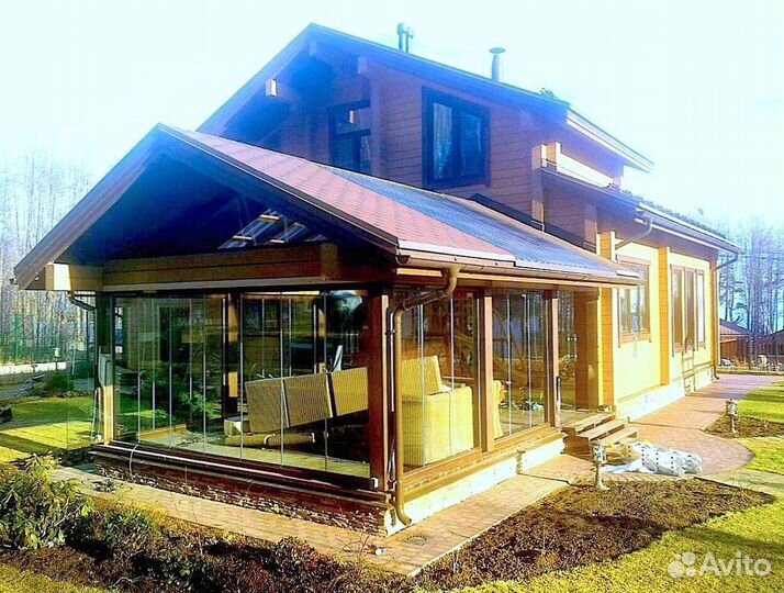 Безрамное раздвижное остекление