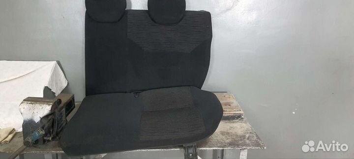 Задние сиденье гранта, калина