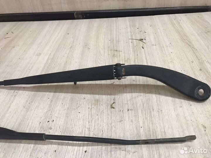 Поводки дворников renault megane II