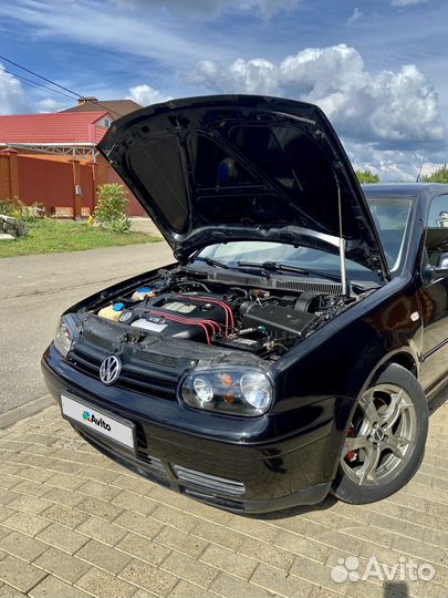 Volkswagen Golf 2.3 AT, 1999, 260 000 км