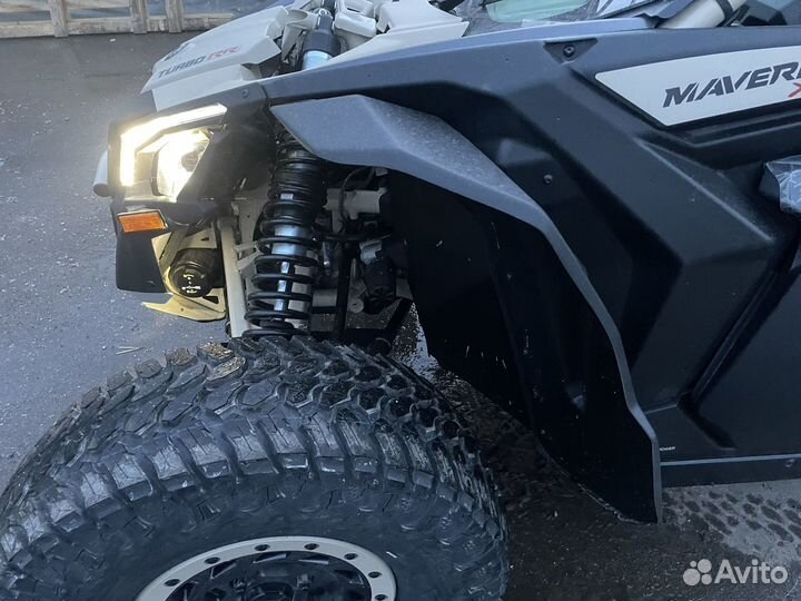 BRP Can-Am Maverick X3 XRC Turbo RR