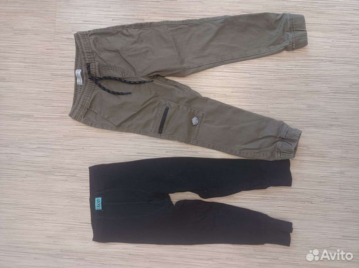 Одежда для мальчика р.110 (джинсы, кофты)