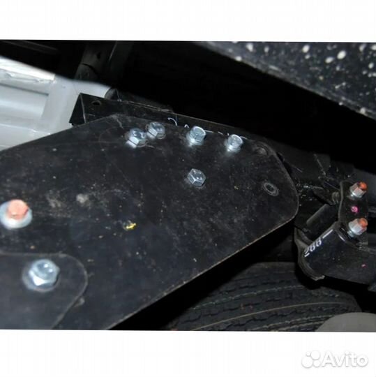 Фаркоп Mitsubishi L200 2004-2015 (удлиненная база)