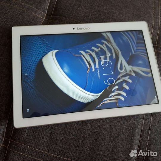 Планшет Lenovo tab2