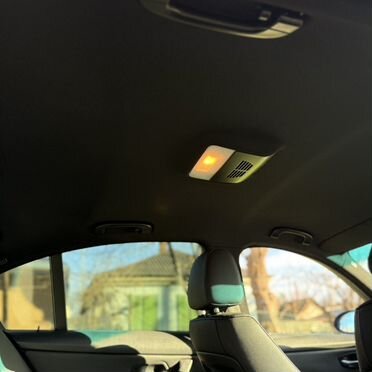Перетяжка потолка автомобиля