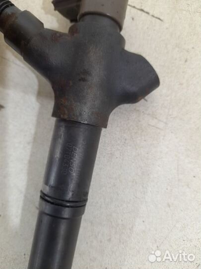 Форсунка топливная Toyota Land Cruiser 200