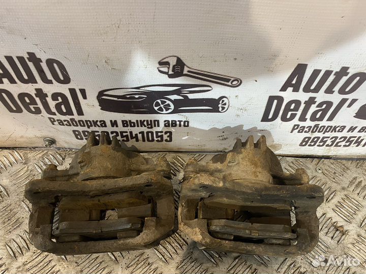 Суппорта передние mitsubidhi space star 1.6