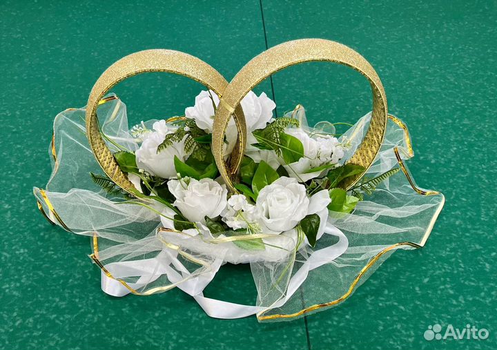 Свадебные украшения на машину