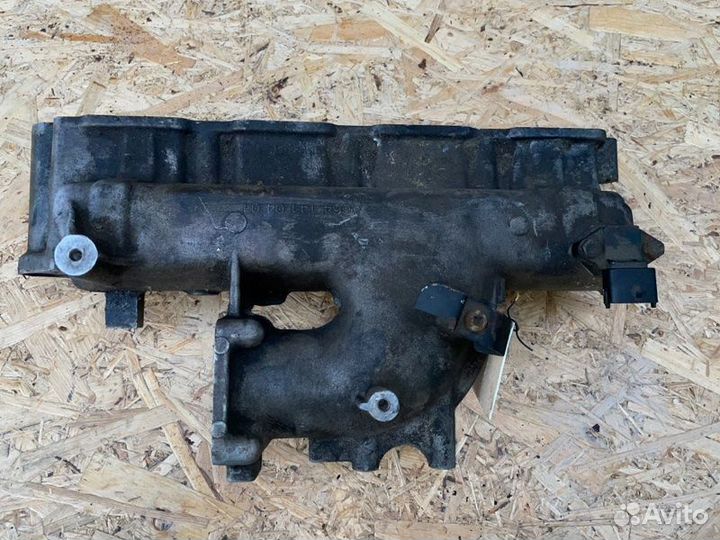 Впускной коллектор Ssangyong Kyron D20DT 2008