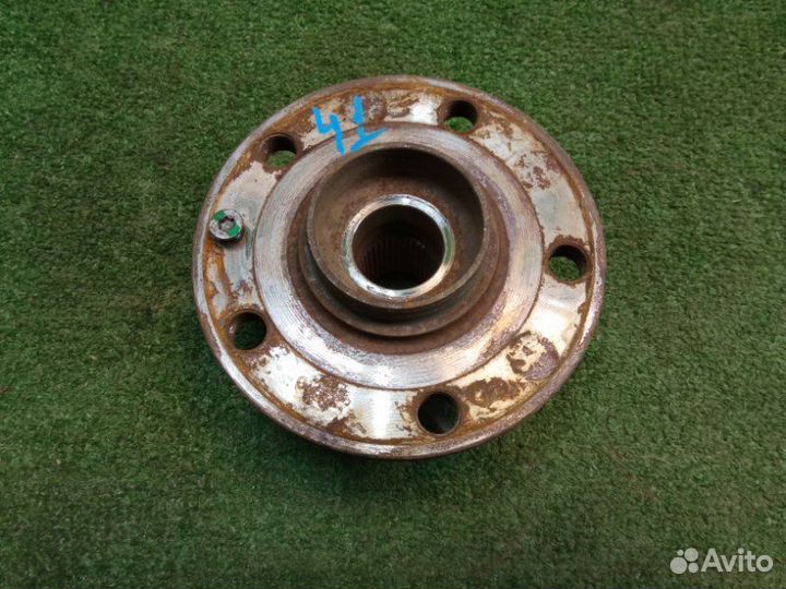 Ступица задняя Audi Q3 8UB cczc 2013