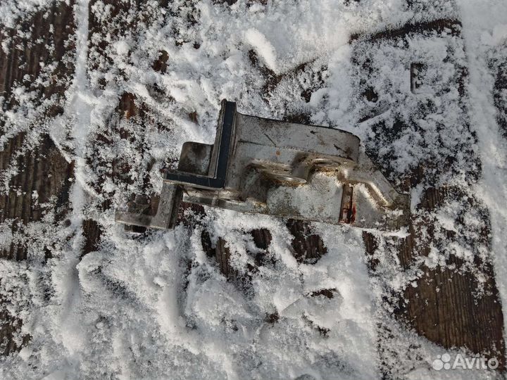 Кронштейн ролика грм EJ254 Subaru Субару 2.5