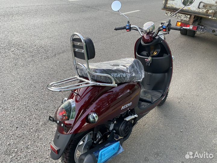 Новый скутер Венто Ретро 150 кубов