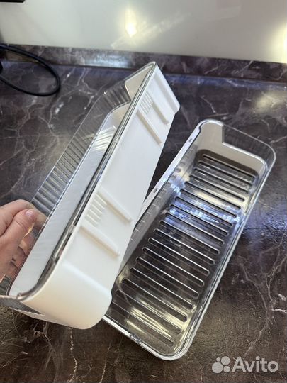 Полки для ванной комнаты