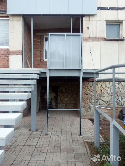 Вертикальный подъемник для инвалидов пту-001