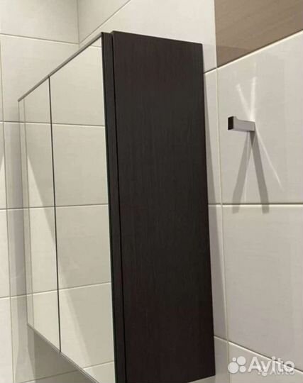 Пенал и зеркало-шкаф Икеа для ванной. Италия