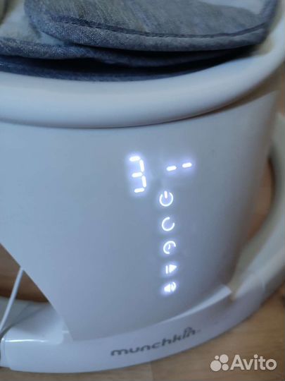 Шезлонг для младенцев munchkin