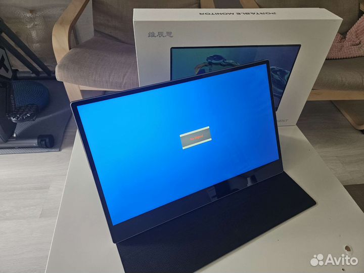 Портативный монитор сенсорный 15,6